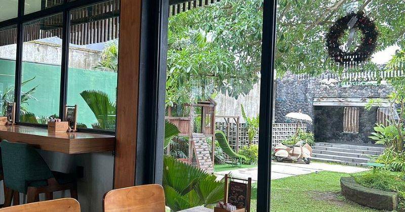 Tripadvisor.com/Livingstone Holyground